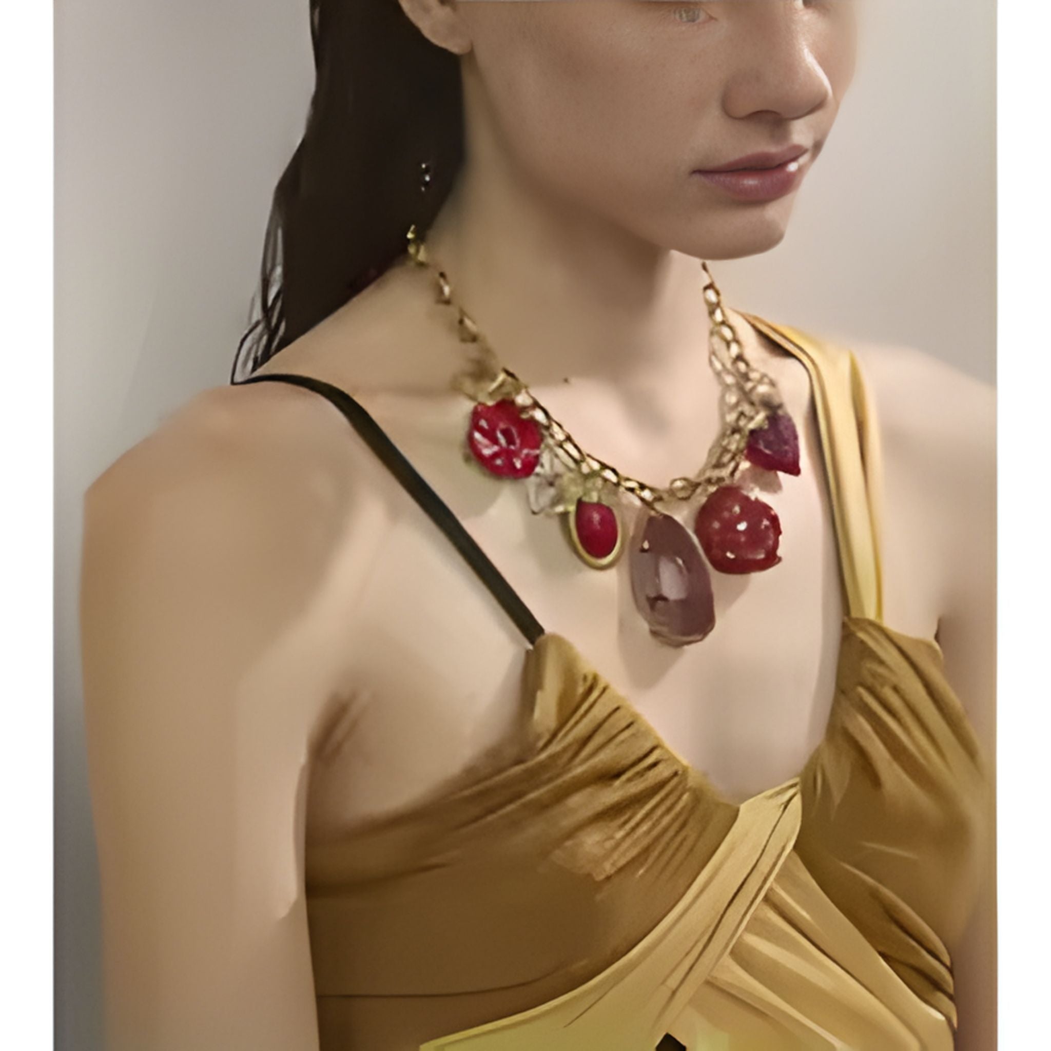 Red Flower Pendant Necklace