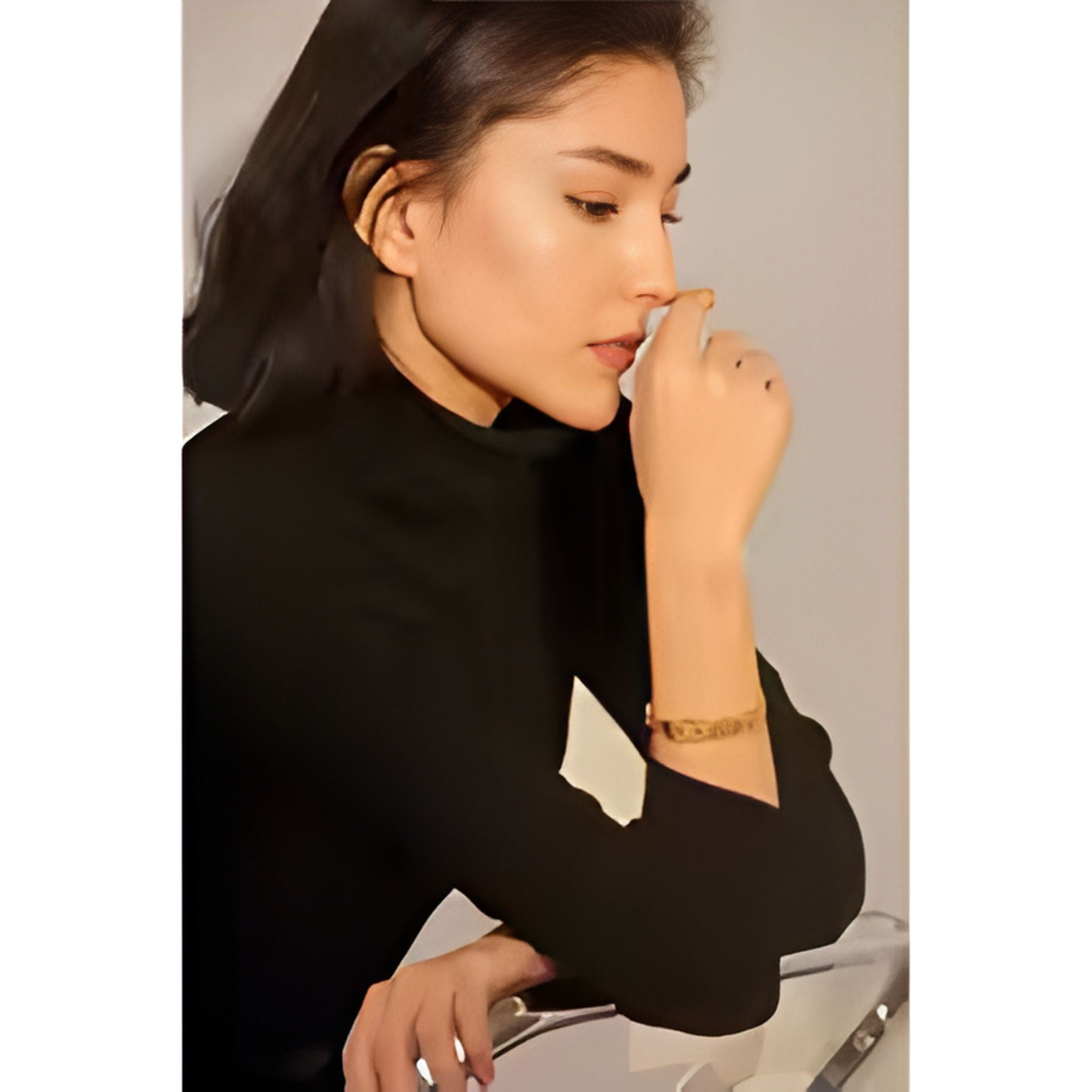 Chic Textured  Bangle