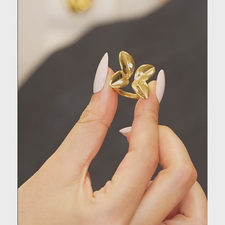 Flower Adjustable Ring