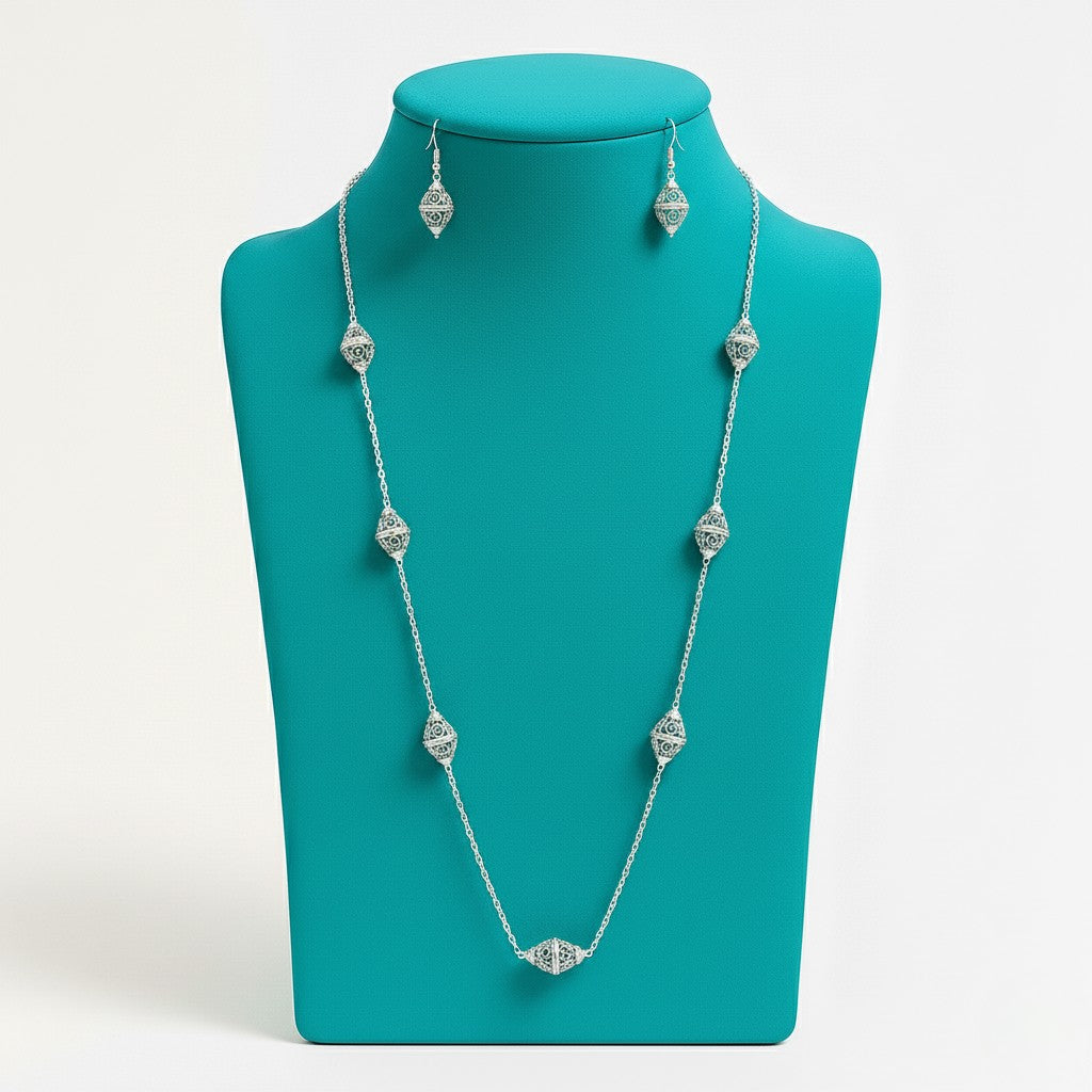 Long Tamra Silver Chain Necklace
