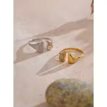 Adjustable Zirconia Heart Love Ring