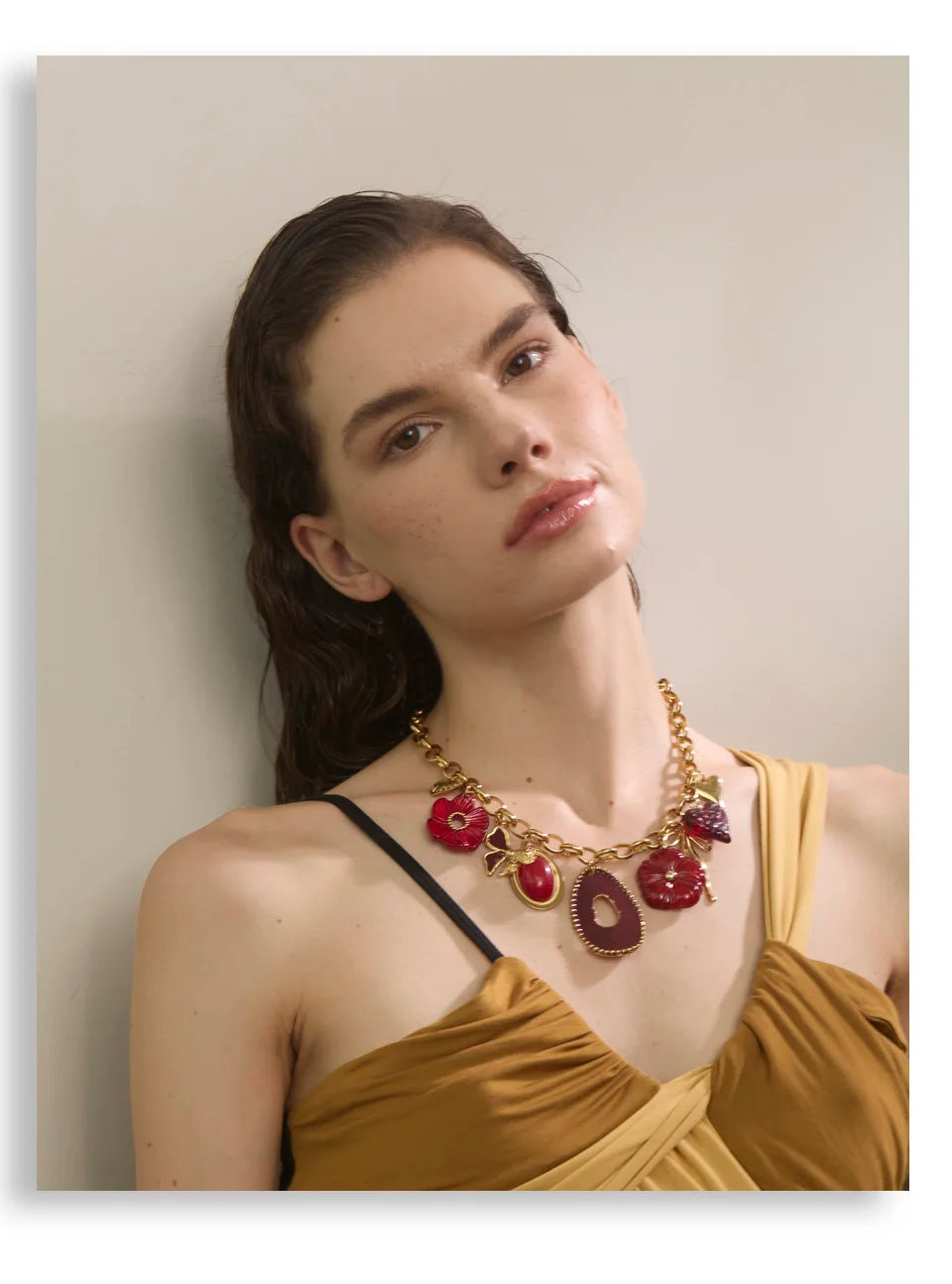 Red Flower Pendant Necklace