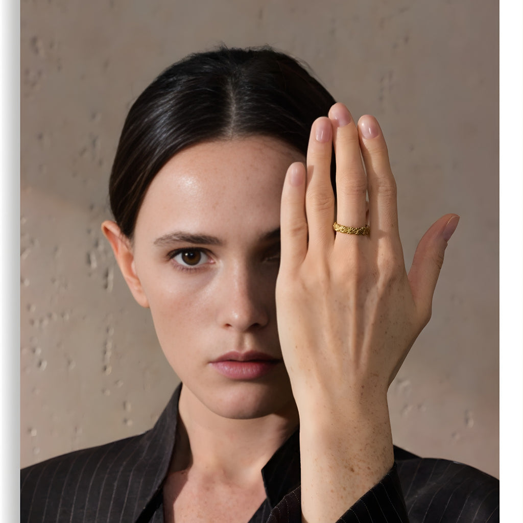 18K Gold Flower Ring