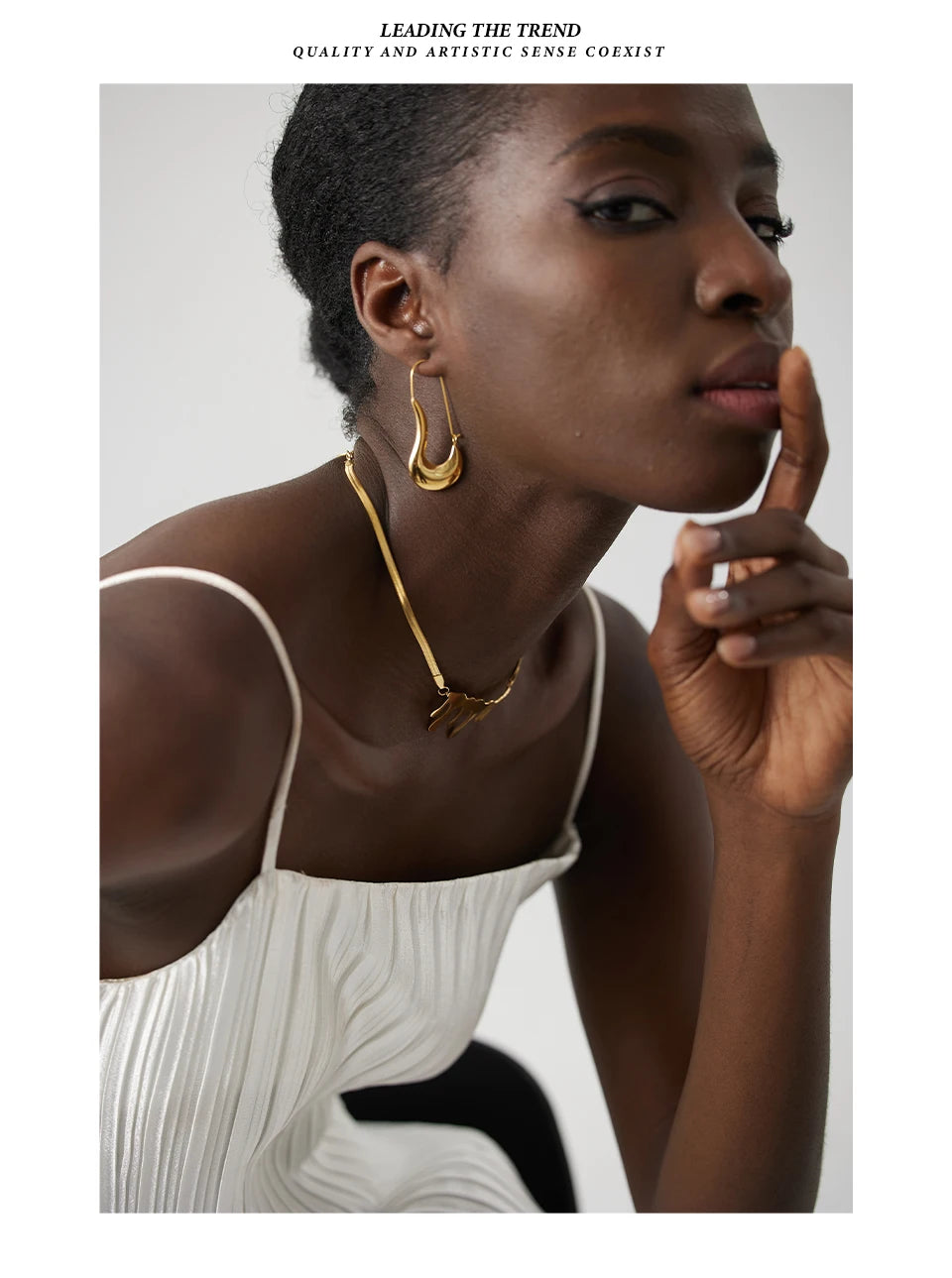 Geometric Choker Necklace