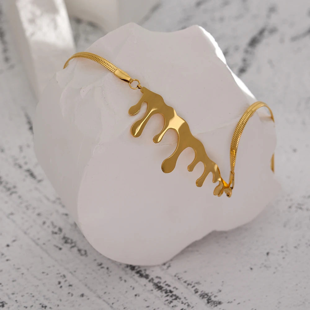 Geometric Choker Necklace