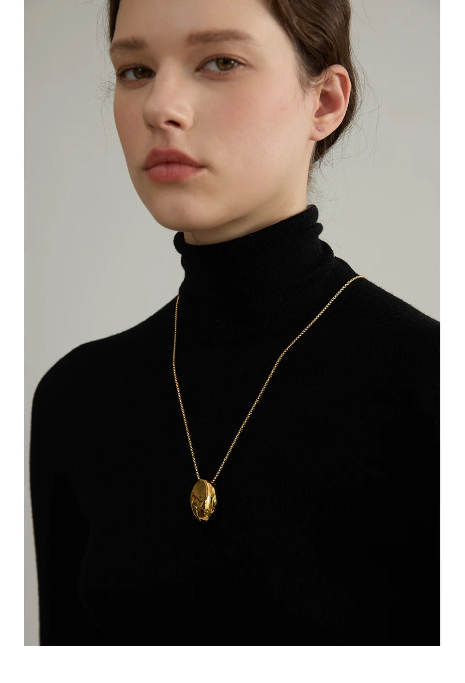 Minimalist 316L Stainless Steel Oval Pendant Necklace